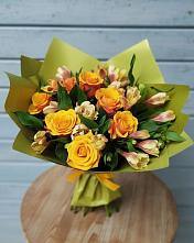 Букет цветов из:  Альстромерии и Розы в Катав-Ивановске