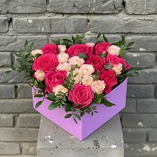 Цветочная композиция из Розы в коробке в Катав-Ивановске