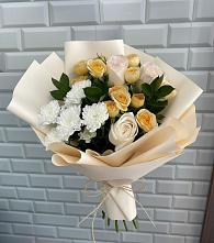Букет цветов из:  Розы и Хризантемы в Катав-Ивановске