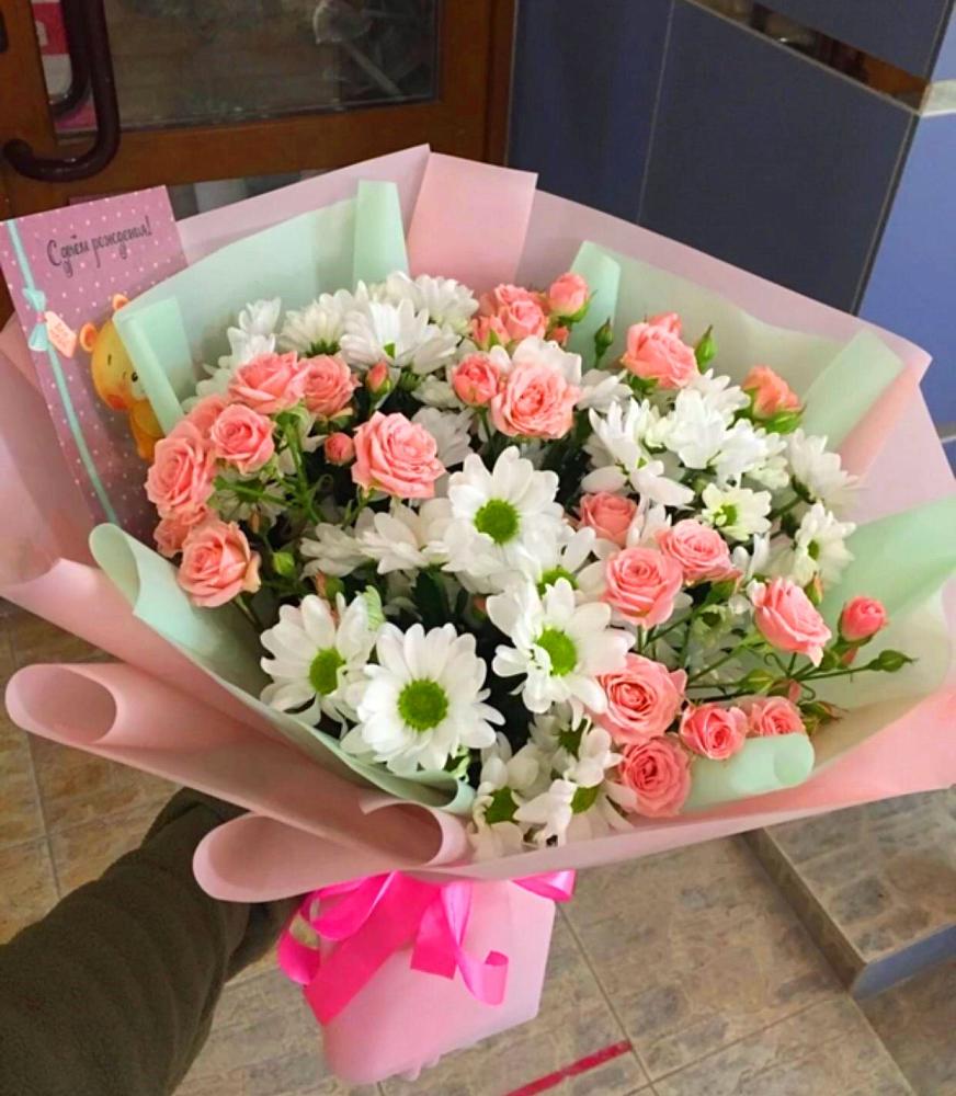 Букет цветов из: Розы и Хризантемы в Катав-Ивановске