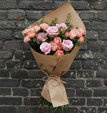 Букет цветов из:  Розы в Катав-Ивановске