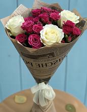 Букет цветов из:  Розы в Катав-Ивановске