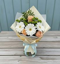 Букет цветов из:  Герберы, Розы и Хризантемы в Катав-Ивановске