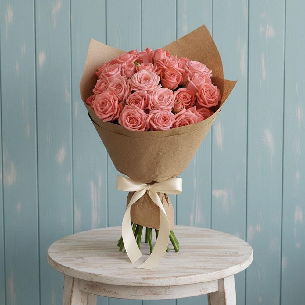 Букет цветов из: Розы в Катав-Ивановске