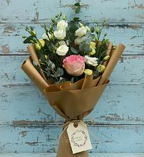 Букет цветов из:  Розы и Лизиантусы #REPLACE_PRED# Катав-Ивановске