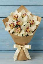 Букет цветов из:  Орхидеи и Розы в Катав-Ивановске